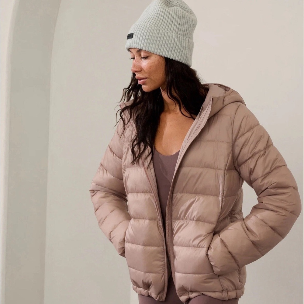 Athleta Aire Puffer Jacket
